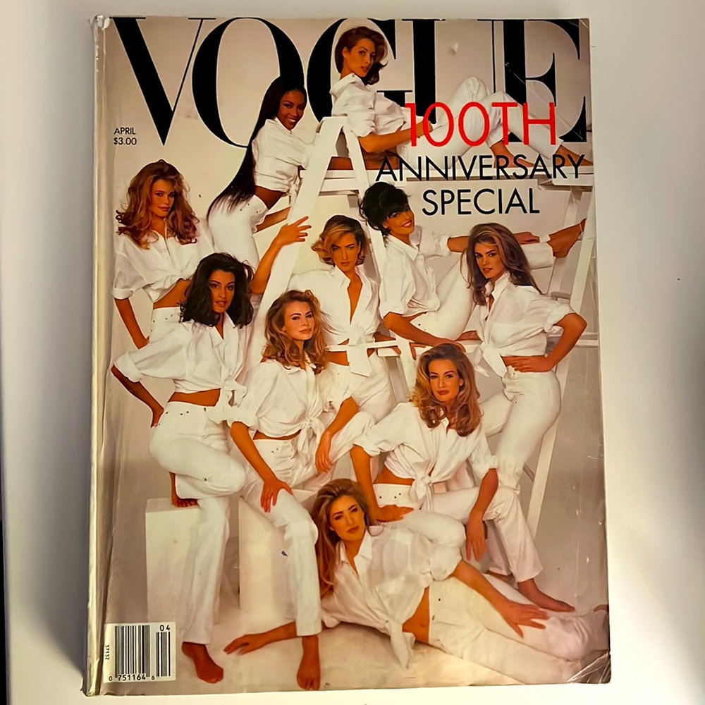 Vintage April 1992 VOGUE magazine